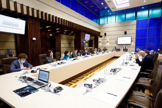 Sursa: parlament