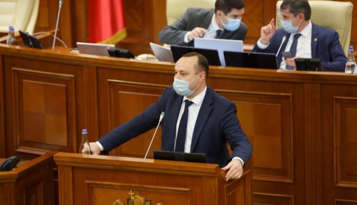 Sursa: multimedia.parlament