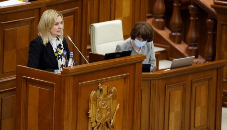 Sursa: multimedia.parlament
