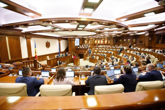 Sursa: multimedia.parlament