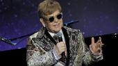 Elton John a fost testat pozitiv la COVID. Cântărețul și-a anulat două concerte din turneul mondial 