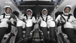 SpaceX впервые отправила космических туристов на МКС