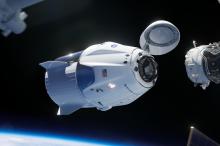 Crew Dragon доставил астронавтов на МКС