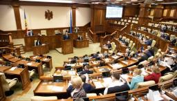 Constituția ar putea fi modificată: Cazurile când deputații vor putea fi arestați fără acordul Parlamentului