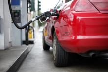 Record istoric: Prețul la benzină și motorină crește. Cât vor costa joi carburanții