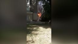 /VIDEO/ Incendiu la Botanica: Un apartament a fost cuprins de flăcări. Trei echipaje de pompieri luptă cu focul