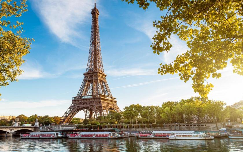 Cercurile olimpice vor fi instalate pe Turnul Eiffel pentru Jocurile Olimpice 2024