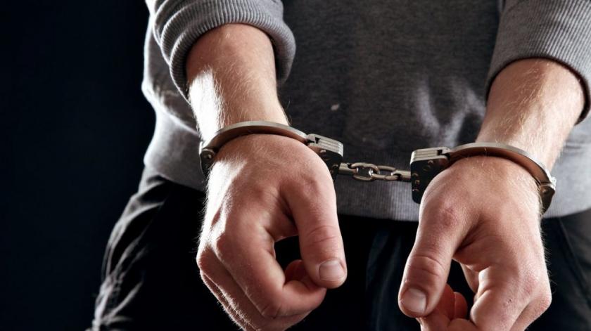 В Молдове мужчину приговорили к 14 годам лишения свободы на изнасилование двух несовершеннолетних