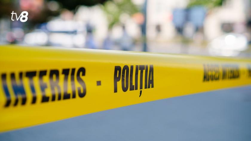 Tragedie la Ialoveni: Un tânăr a murit electrocutat. Încerca să ridice remorca unui camion