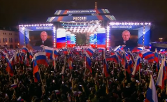 Rușii sărbătoresc anexarea teritoriilor ucrainene. Putin, prezent la concertul din Piața Roșie: „O zi istorică”