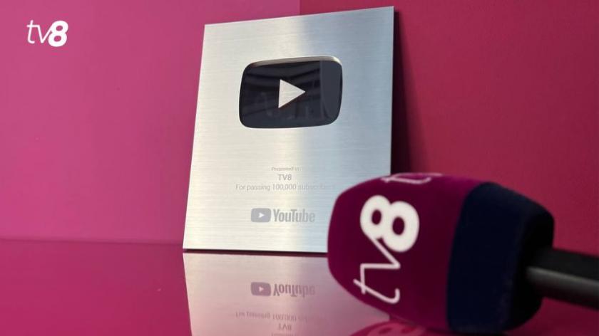 /FOTO/ Record pe YouTube: TV8 este prima televiziune din R. Moldova care obține Butonul de Argint