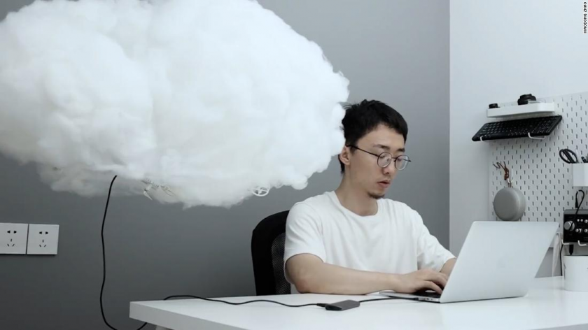 Un chinez și-a creat un „nor de companie”: De ce nu-l poate comercializa, deși are multe solicitări