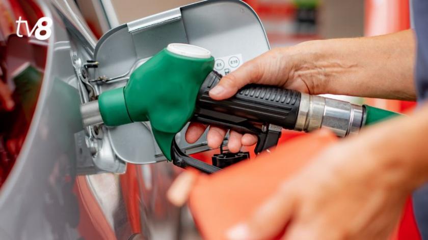 В Молдове продолжают дорожать бензин и дизтопливо. НАРЭ повысило потолок цен на основные виды горючего