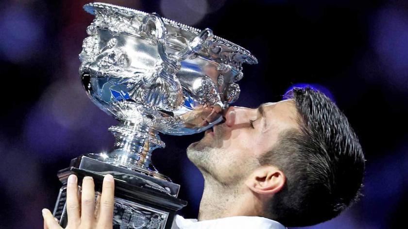 Novak Djokovic a cucerit al 22-lea titlu de Mare Șlem: Tenismenul s-a prăbușit și a plâns în hohote
