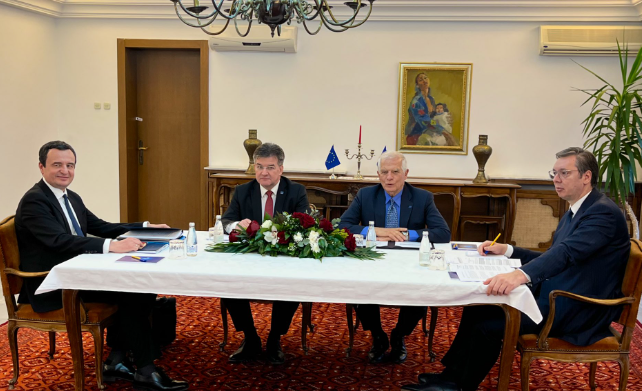 Боррель: Сербия и Косово достигли соглашения о нормализации отношений