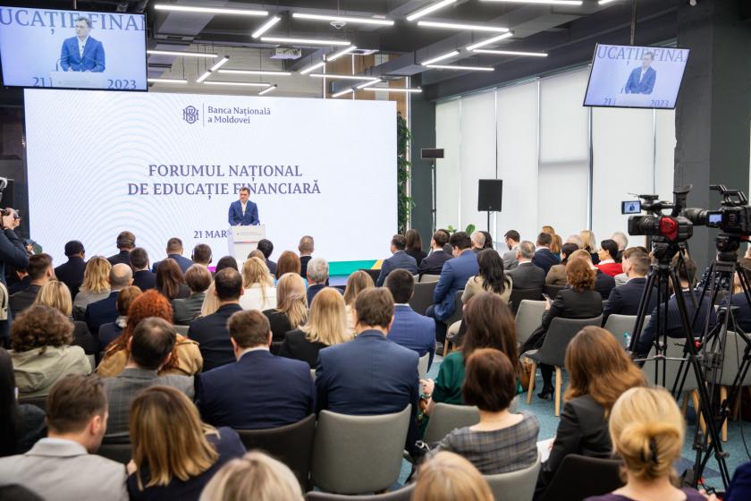 La Chișinău s-a desfășurat primul Forum Național de Educație Financiară. Mesajul transmis de premierul R. Moldova