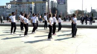Flashmob în Capitală, de Ziua Mondială a combaterii tuberculozei: Doritorii și-au putut face o radiografie