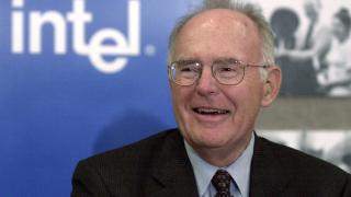 Умер сооснователь Intel  и автор "закона Мура" Гордон Мур