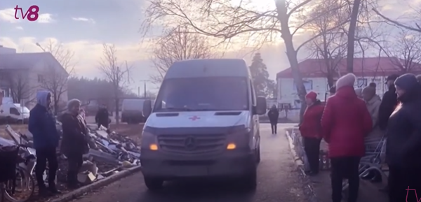 Молдавские волонтеры развозят гуманитарную помощь в прифронтовых районах Украины 