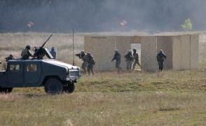 В Молдове проводят плановые военные учения. Граждан просят сохранять спокойствие