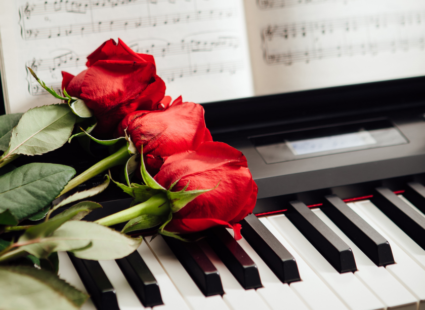 /VIDEO/ Ziua Mondială a Pianului: Șapte beneficii uimitoare ale cântatului la „regele instrumentelor muzicale”