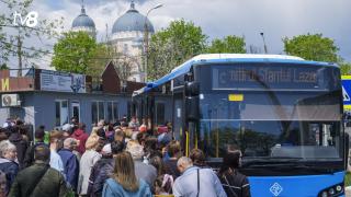 Cum circulă transportul de Paștele Blajinilor: Călătoriile cu unele autobuze sunt gratuite