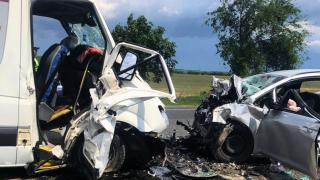 /VIDEO/ Bilanțul victimelor în urma accidentului de la Orhei, tot mai îngrijorător: Șoferul microbuzului a murit la spital
