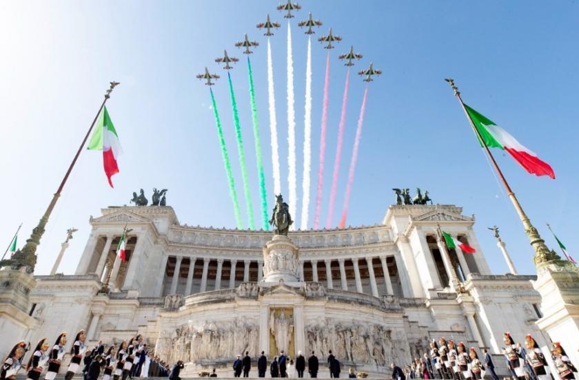 Italia marchează Ziua Națională. Matarella: „Libertatea, egalitatea, solidaritatea sunt pilonii noștri fundamentali”
