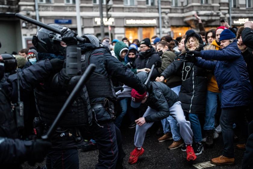 Arestări în Rusia: În centrul Moscovei au loc proteste în sprijinul lui Navalnîi, care a împlinit duminică 47 de ani