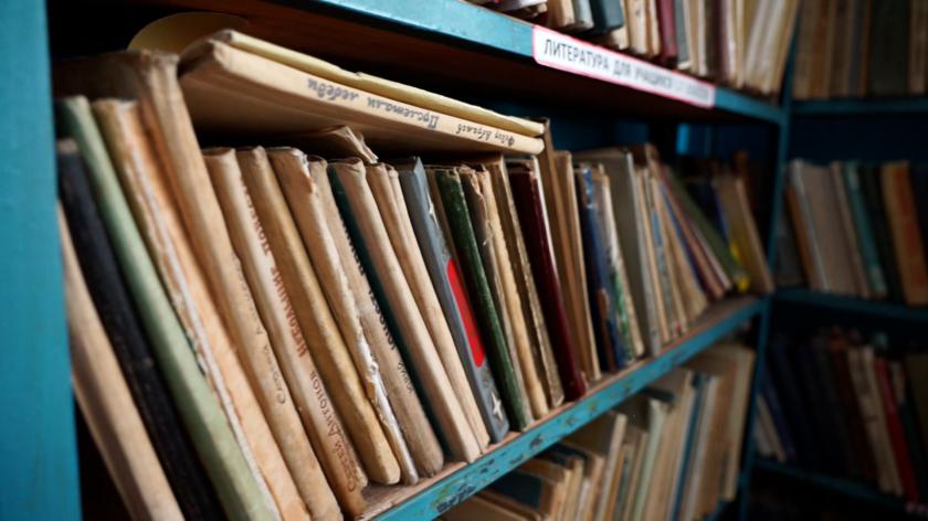 Noi reglementări menite să modernizeze activitatea bibliotecilor din țară. Proiectul, adoptat în prima lectură de Legislativ