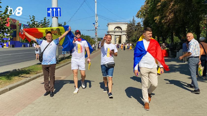 /FOTOREPORTAJ/ Ziua Independenței R. Moldova - prin obiectivul aparatului foto. Cum s-a sărbătorit la Chișinău evenimentul
