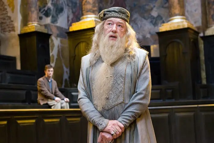 Actorul Michael Gambon, cunoscut pentru rolul profesorului Albus Dumbledore în Harry Potter, a murit