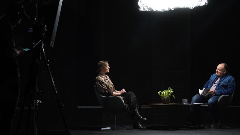 Новая неделя на TV8. Интервью с Марией Машковой: о театре и искусстве, о войне и мире