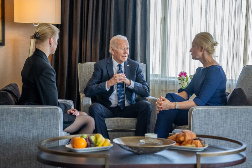 Joe Biden s-a întâlnit cu soția și fiica lui Alexei Navalnîi: SUA vor anunța vineri „noi sancțiuni majore” împotriva Rusiei
