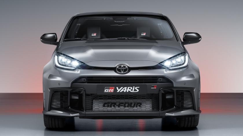 În Franța te poate costa peste 100.000 de euro să ai o Toyota GR Yaris. Ce stă în spatele unui preț atât de mare