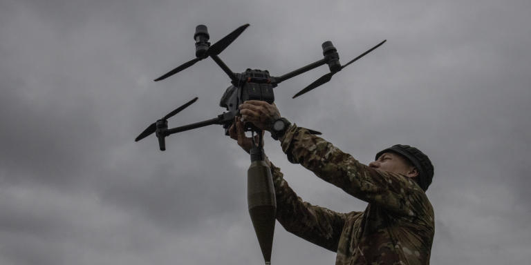 Ucraina susține că ar putea produce două milioane de drone pe an: Solicită sprijin financiar suplimentar