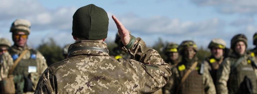Studiu: Ucraina a avut cea mai mare creștere din lume a cheltuielilor militare în raport cu PIB-ul