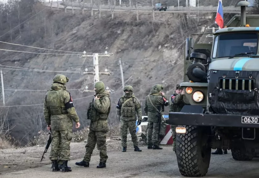 Rusia îşi retrage „pacificatorii” din Nagorno-Karabah, confirmă Kremlinul
