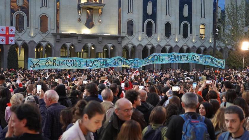 Proteste în Georgia: Peste 20.000 de oameni au manifestat împotriva proiectului de lege privind „agenţii străini”