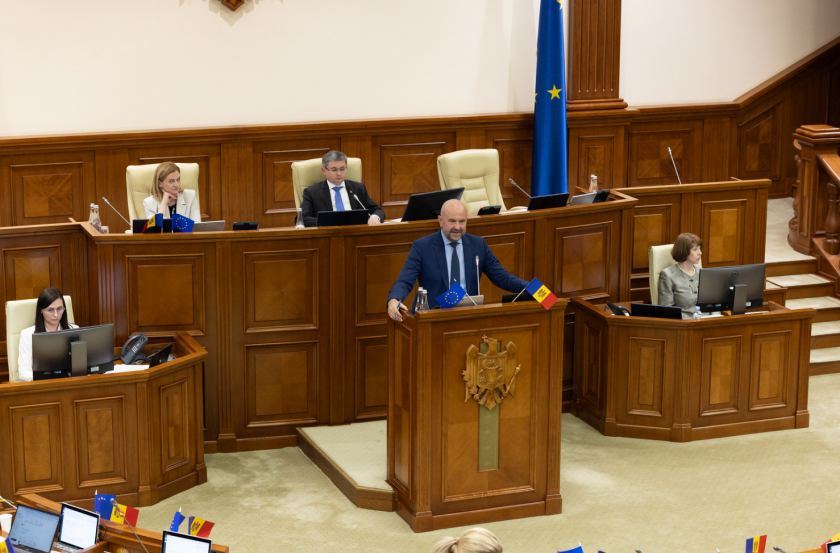 Votat în prima lectură: În R. Moldova vor fi constituite camerele agricole - zece regionale și una națională