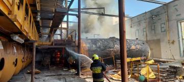 В Кишиневе на территории бывшего винзавода произошел пожар