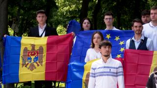 /VIDEO/ Noua generație europeană: Tinerii moldoveni vor merge prin țară, pentru a informa oamenii despre UE
