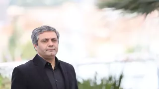 Un renumit cineast iranian, laureat cu Ursul de Aur la Berlinala 2020, condamnat la 8 ani de închisoare și lovituri de bici