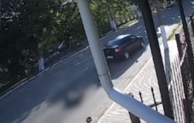/ВИДЕО/ В Окнице автомобиль сбил подростка на пешеходном переходе