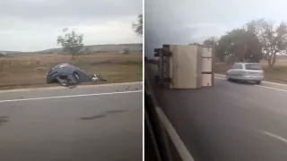 /VIDEO/ Accident cu doi răniți la Telenești: Un automobil și un camion s-au ciocnit față în față