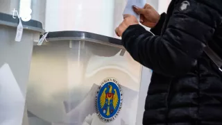 /INFOGRAFIC/ Prezența la vot, ora 17:00: Record după record în turul II de alegeri prezidențiale în Moldova