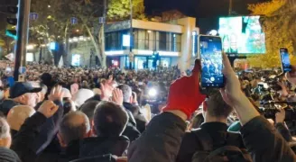 /ВИДЕО/ В Тбилиси возобновились протесты: оппозиция вернулась на место сноса палаточного городка 