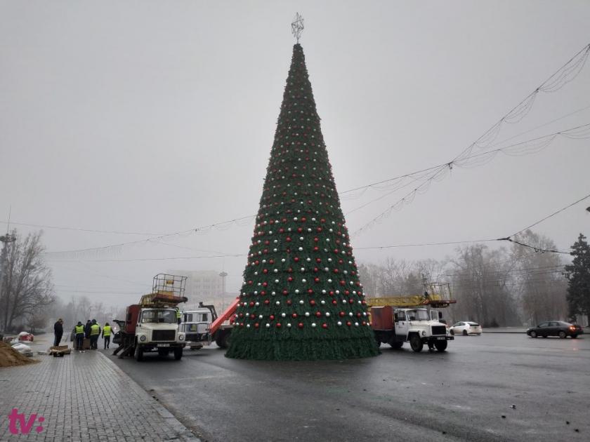 /ФОТО/ Как выглядит Рождественская ёлка в центре столицы