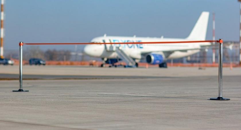 FlyOne сообщила о переносе двух и отмене одного рейса