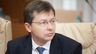  Вячеслав Негруца подал в отставку: президент осталась без одного из советников 